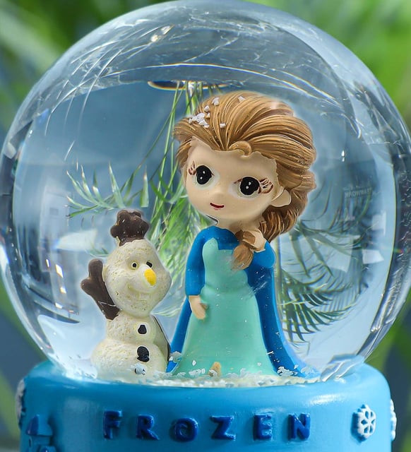 Işıklı Müzikli Frozen Elsa Kar Küresi - Thumbnail